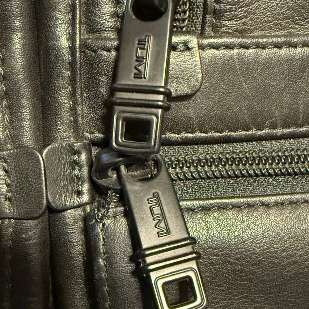 Tumi 96141DH Soft Black Leather Laptop Bag with Strap